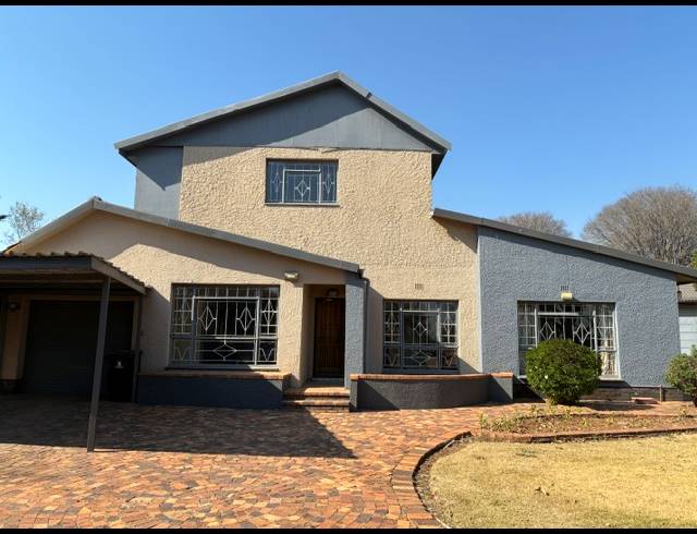 5 BEDROOM HOUSE FOR SALE IN HURLYVALE